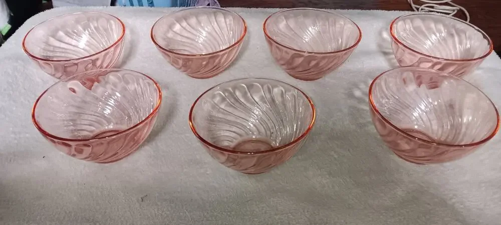 Vintage Cristal d'Arques Durrand Rosiland 7 Pink Swirl Dessert/ Cereal Bowls